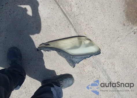 2002 Mercury Sable Gs from USA, damaged, VIN 1MEFM50U32G652067